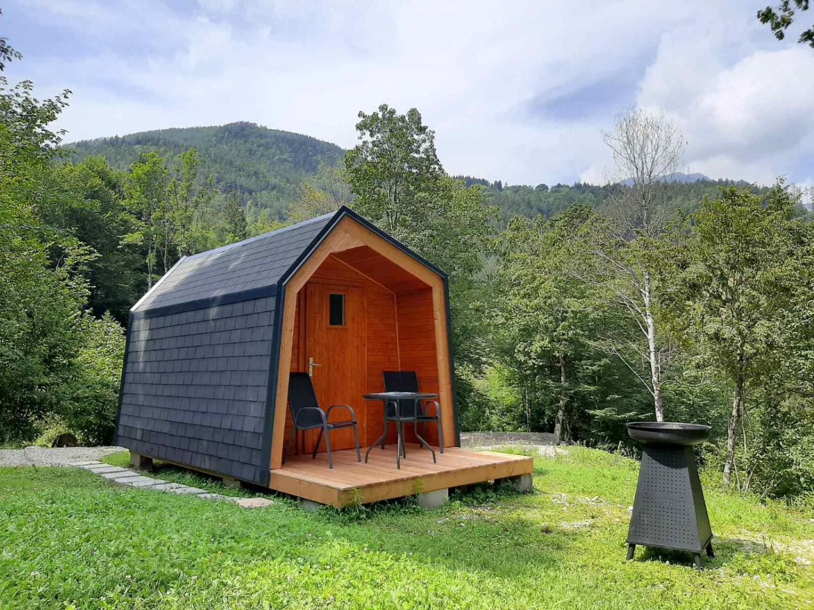 Camping & Glamping Grintovec 普雷德沃尔 外观 照片