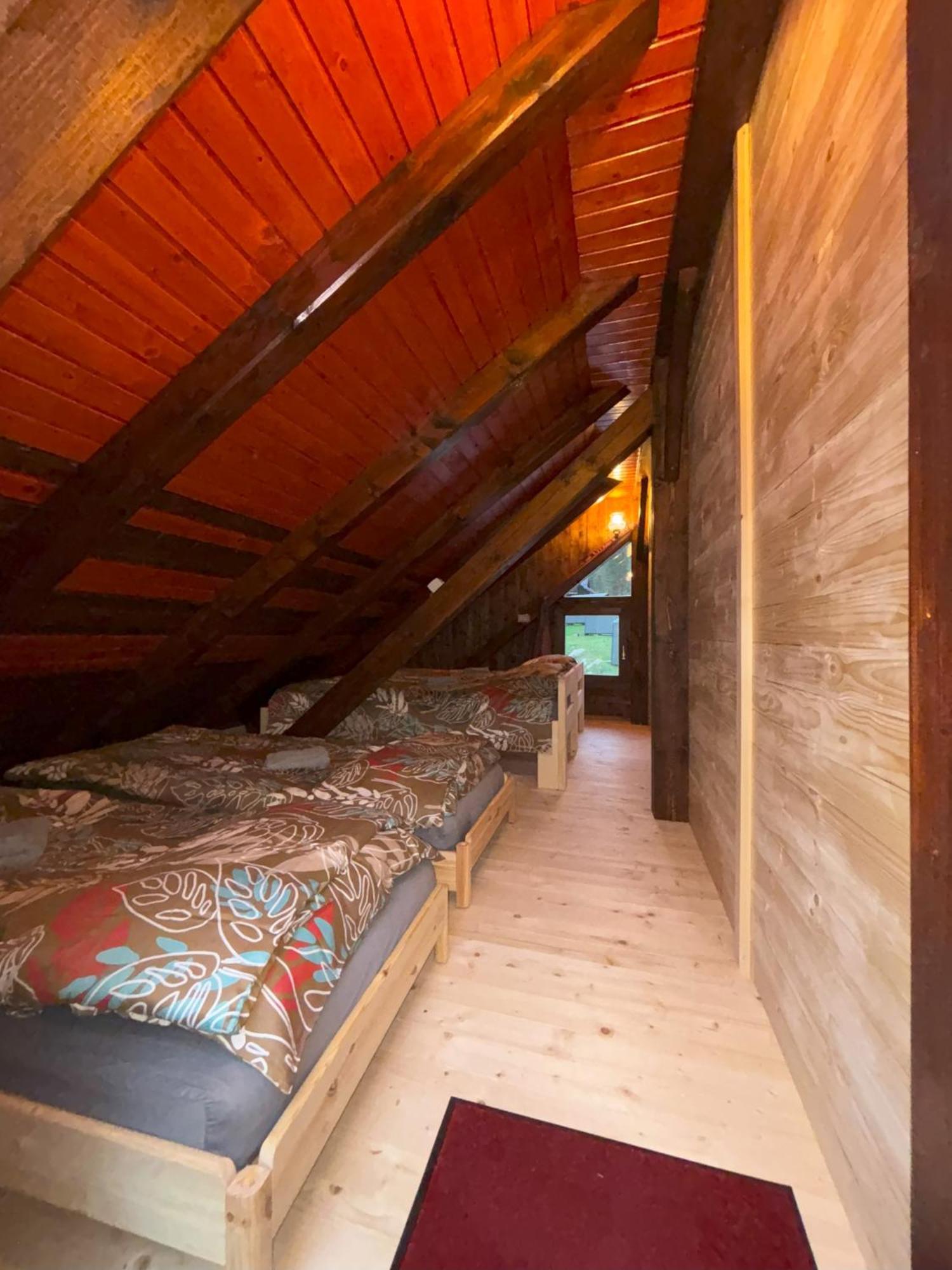 Camping & Glamping Grintovec 普雷德沃尔 外观 照片